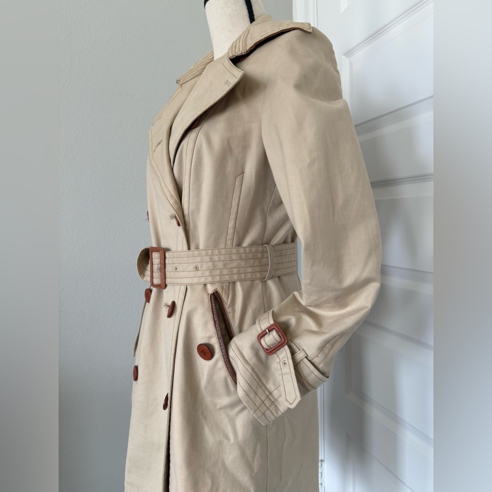 Classic Tan Trench Coat - Picture 2 of 12